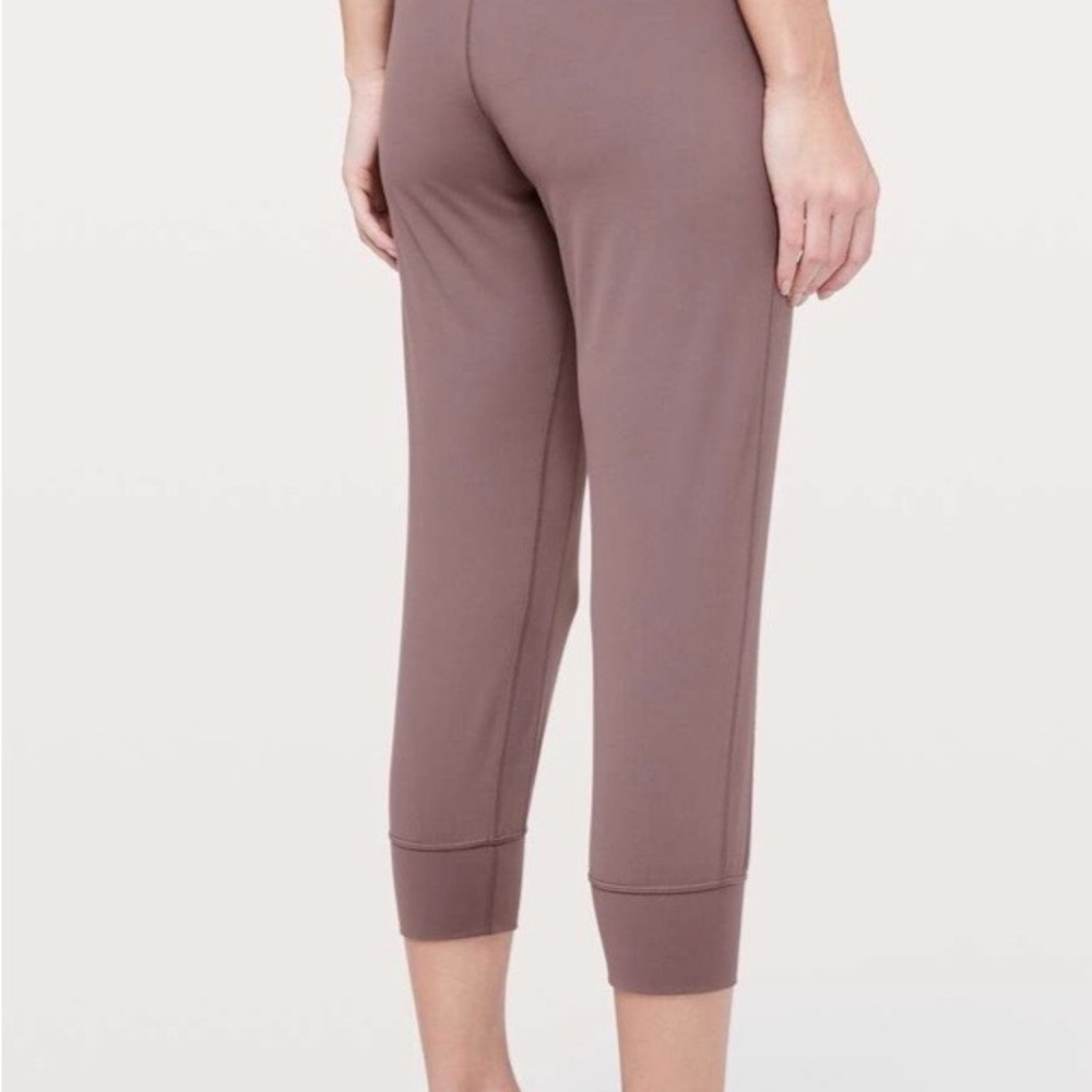 Women's Crop Lounge Pants - Mauve